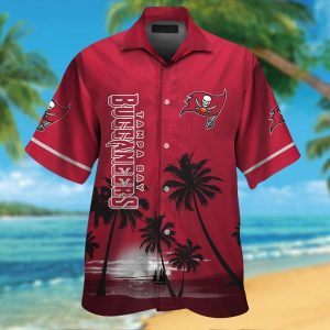 Tampa Bay Buccaneers Short Sleeve Button Up Tropical Hawaiian Shirt